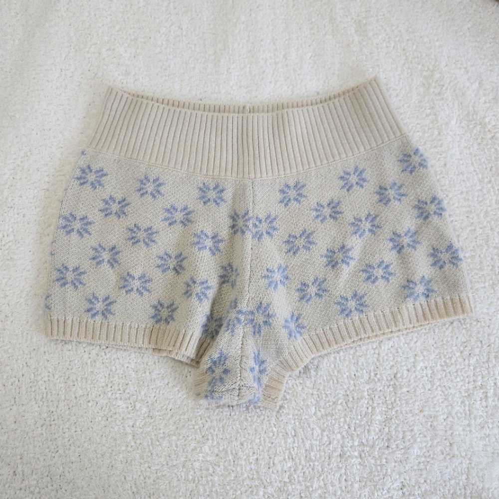 Urban Outfitters Cream and Blue Knit Pajama Shorts